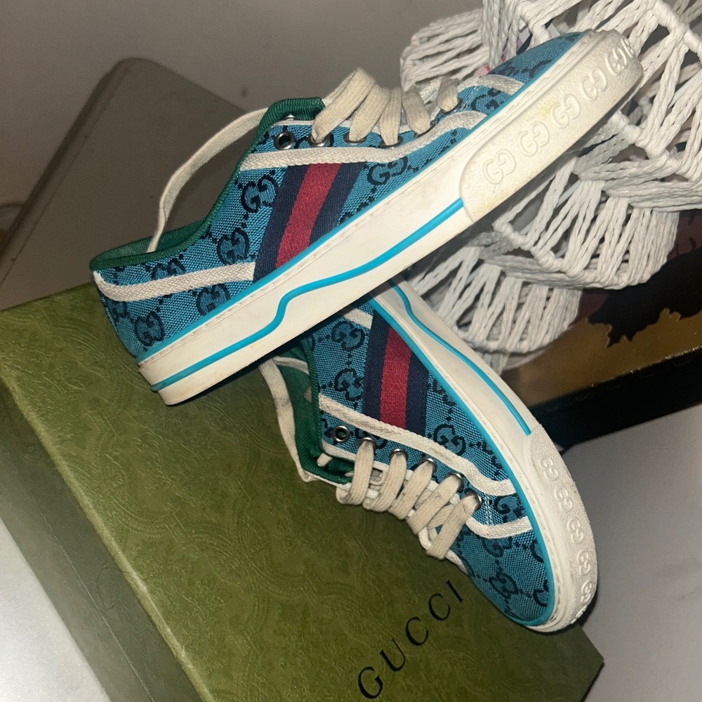Gucci Blue GG 1977